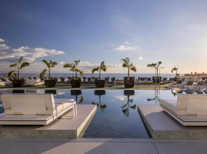 Hotel Royal Hideaway Corales Suites