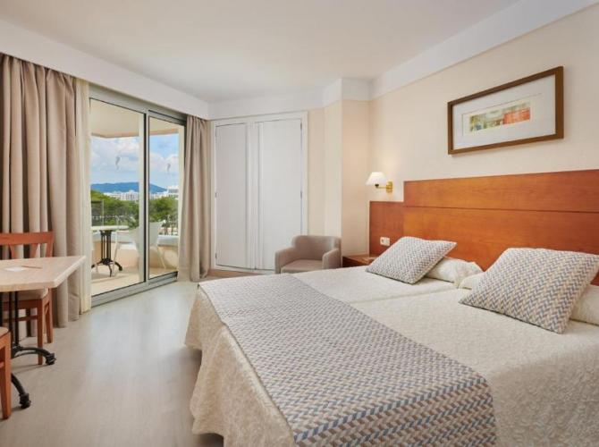 Hipotels Bahia Grande Aparthotel