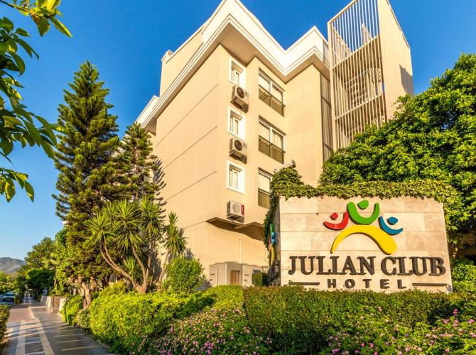 JULIAN CLUB HOTEL
