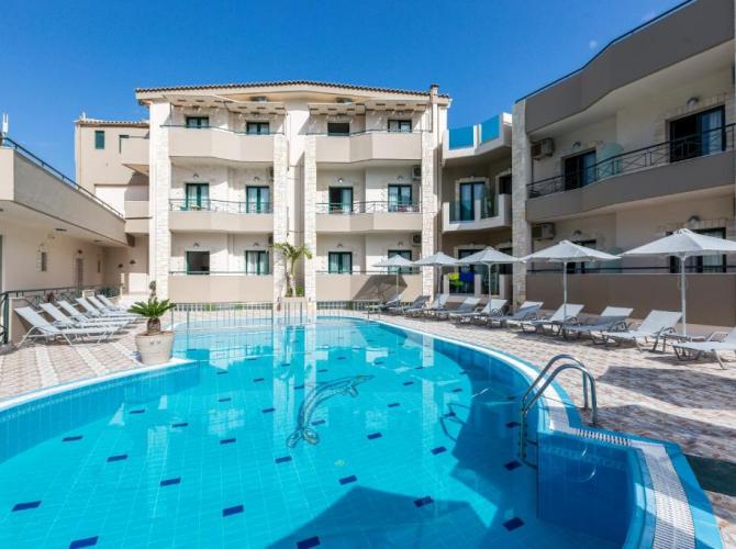 Amalia Apartments and Studios