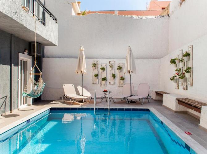 Elychryson Aparthotel