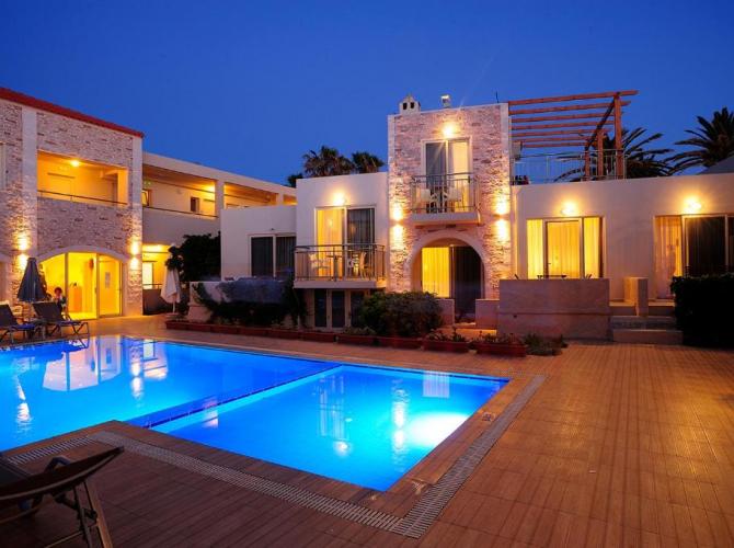 Maravel Star Art Hotel