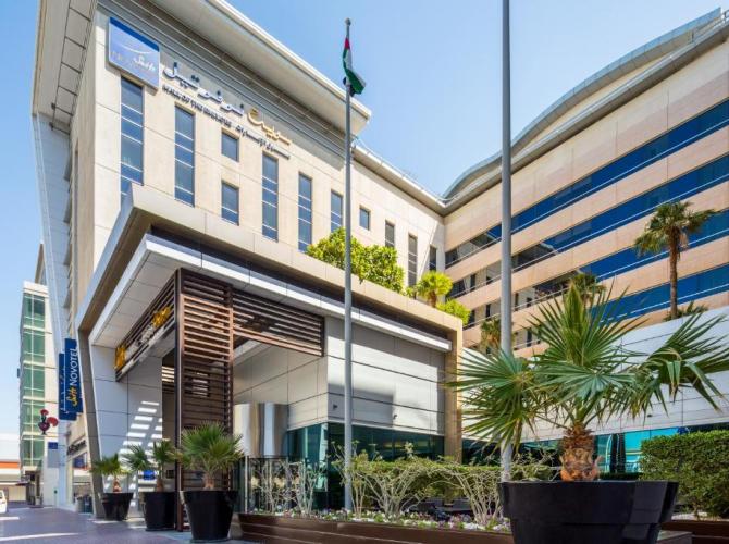 Novotel Suites Dubai Mall of Emirates Hotel