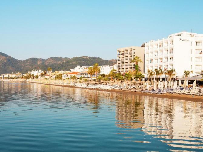 The Beachfront Hotel - Adults Only