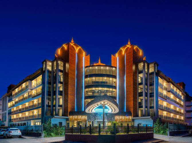 Arnor De Luxe Hotel and Spa