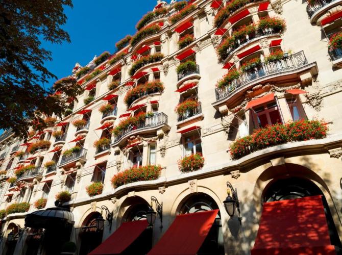 Plaza Athenee - Dorchester Collection