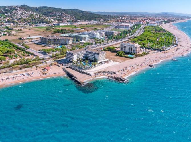 Caprici Beach Hotel & Spa