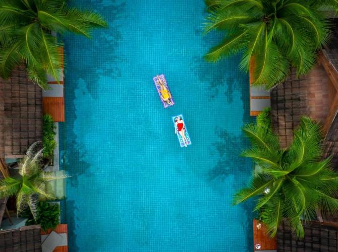 Lesprit De Naiyang Beach Resort