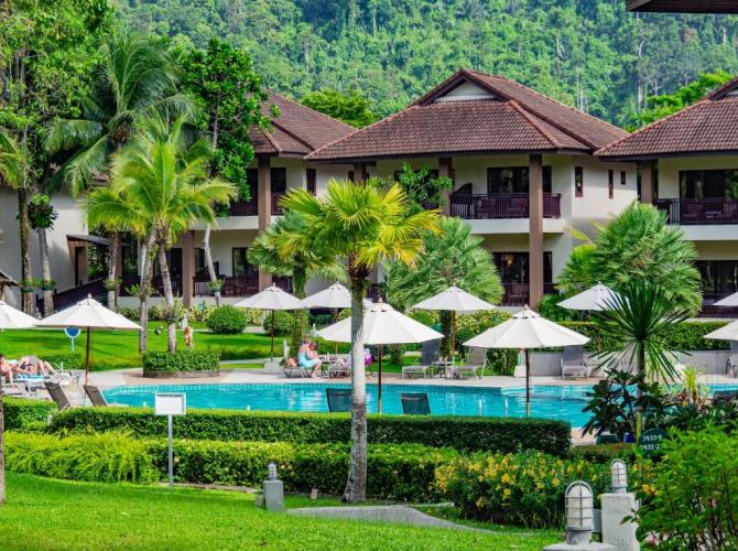 The Leaf Oceanside by Katathani Resort