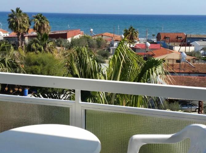 Pelides Apartments