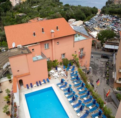 Villa Maria