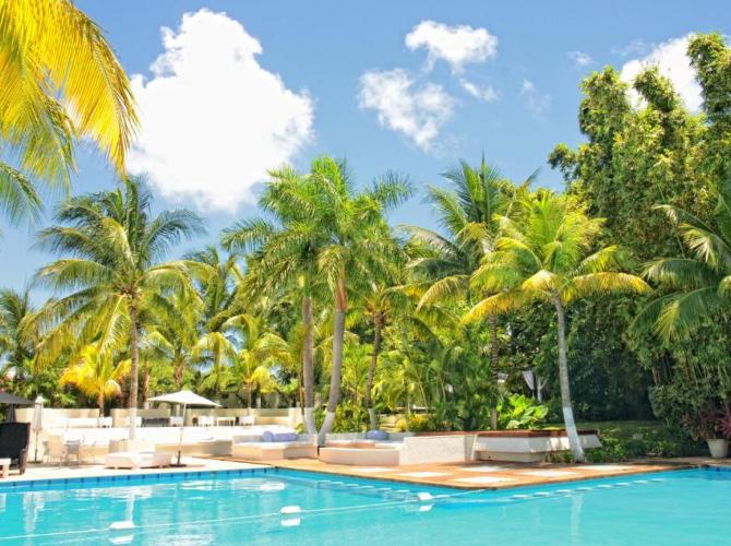 Oh! Cancun The Urban Oasis & Beach Club