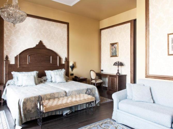 Hotel Mansion de Lucy at PortAventura World