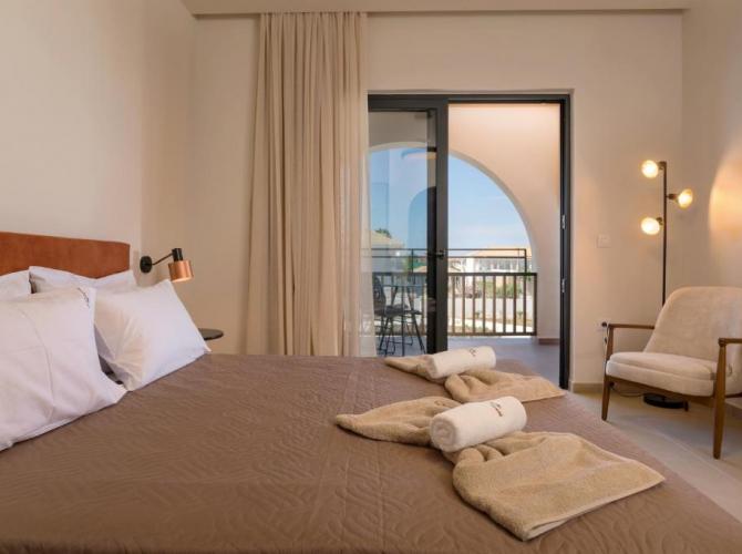 Serenity Luxury Hotel Agrilia