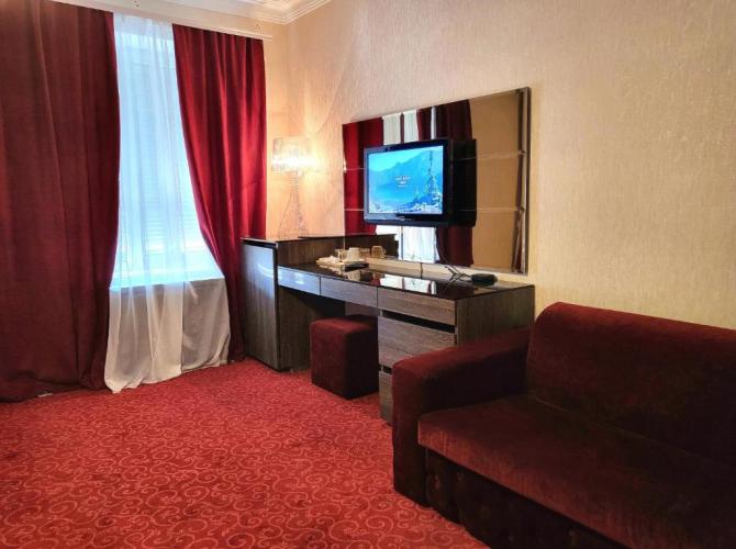 Maxim Pasha Hotel