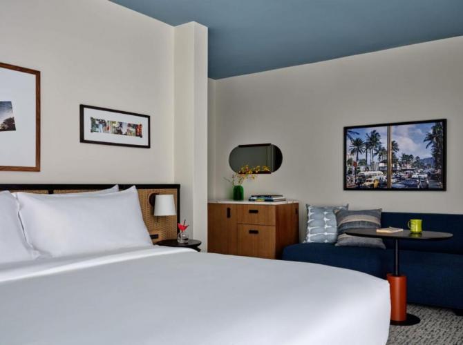 Romer House Waikiki - Adults Only