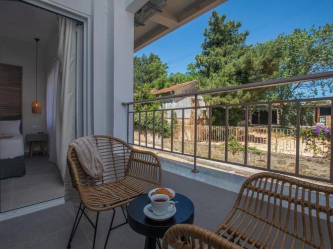 Anemelia Luxury Apartments