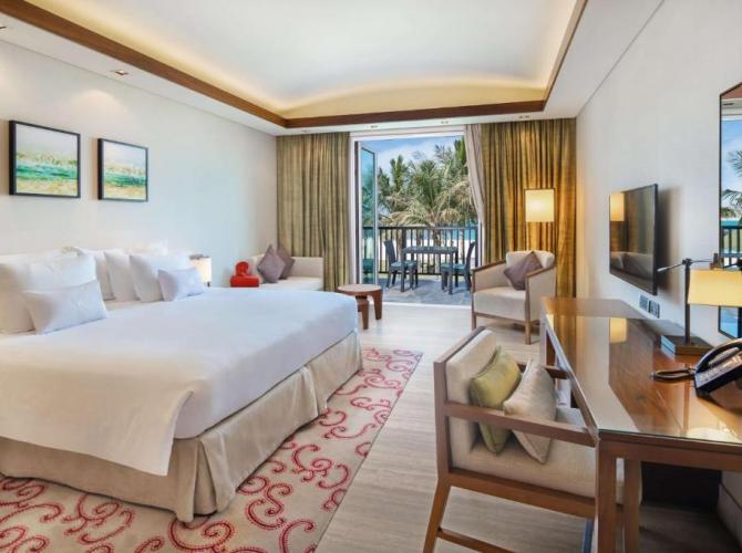 Hotel JA Palm Tree Court