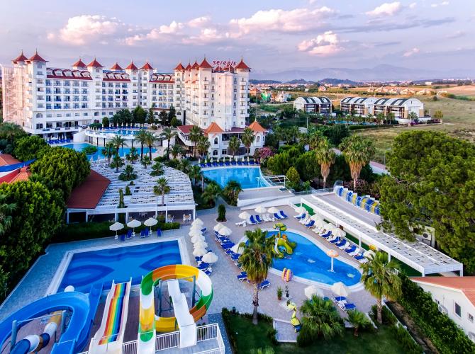 Hotel Serenis