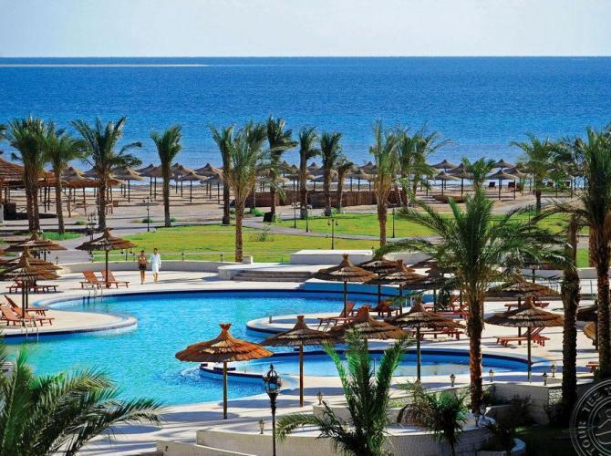 AMWAJ BEACH CLUB ABU SOMA