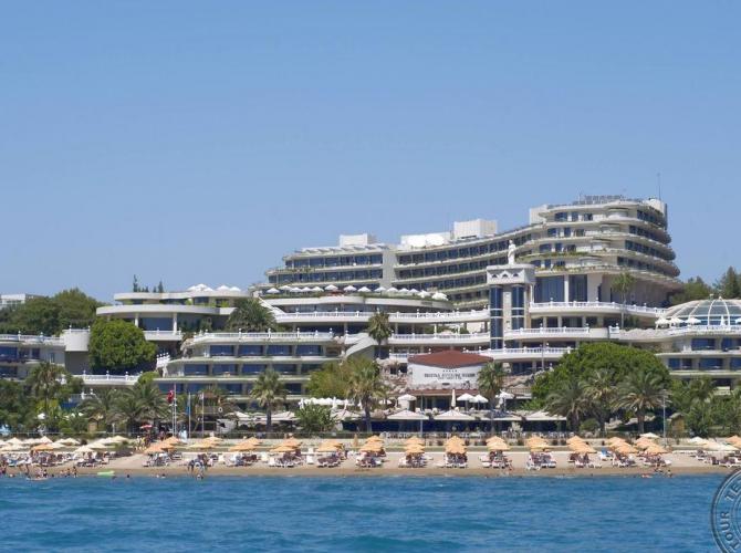 SUNRISE QUEEN LUXURY HOTEL