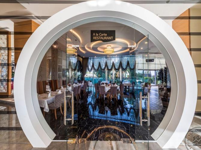 XORIA DELUXE HOTEL