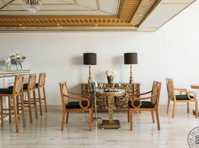 MITSIS SELECTION LAGUNA