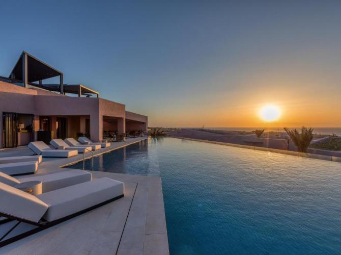 Domes Novos Santorini Resort, Autograph Collection