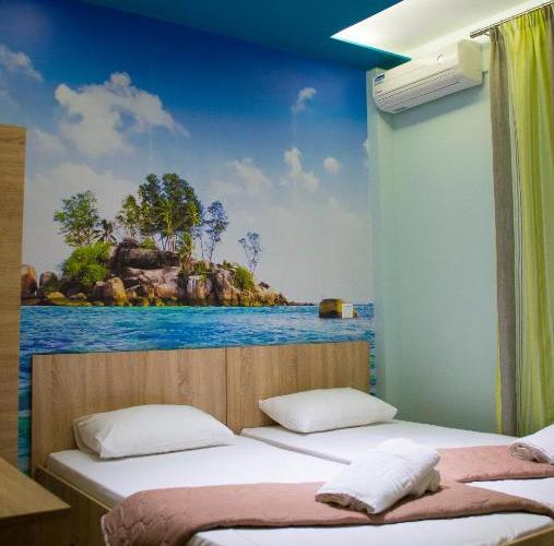 Mirage Beach  Hotel