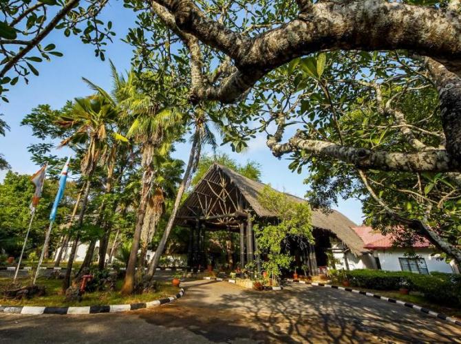 Safari Kenya si plaja Mombasa - Hotel Papillon Lagoon Reef Resort 3*