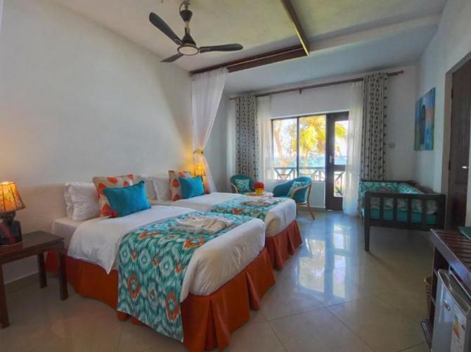 Safari Kenya si plaja Mombasa - Hotel Papillon Lagoon Reef Resort 3*
