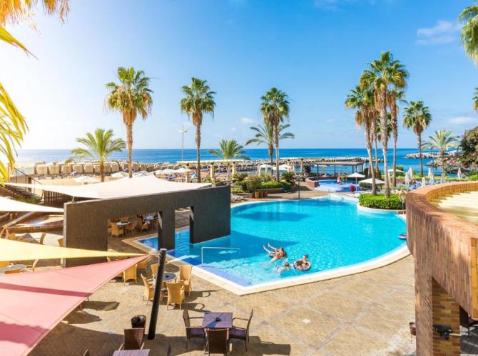 Hotel Calheta Beach