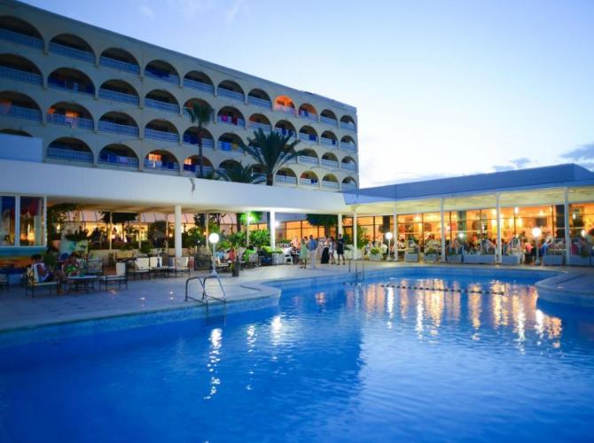 One Resort Jockey Hotel