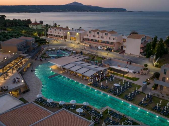 Kiani Beach Resort Family